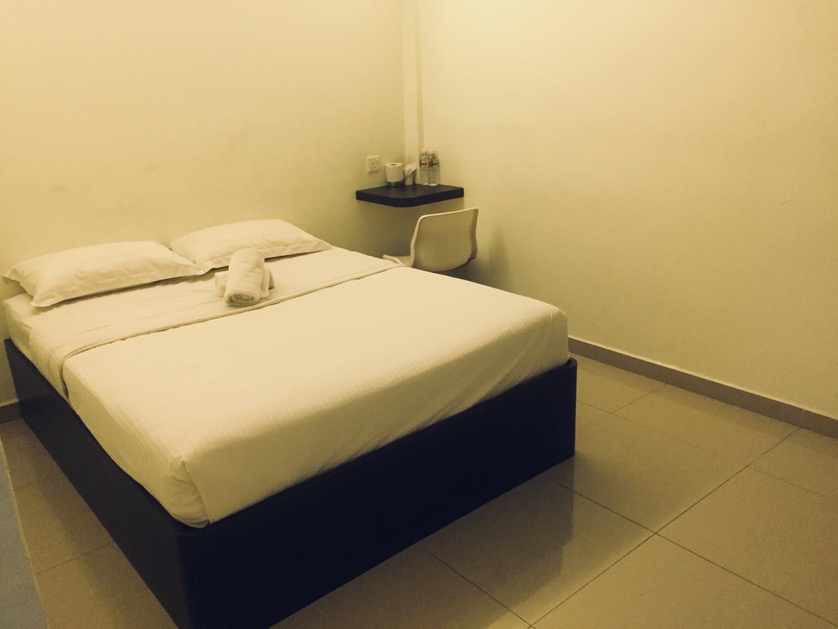 Desa House Hotel เกอปง ภายนอก รูปภาพ